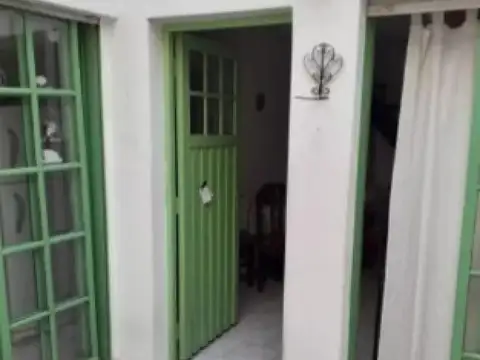 Avenida Patricios y California