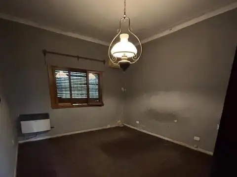 Depto Tipo Casa en Venta 50 años