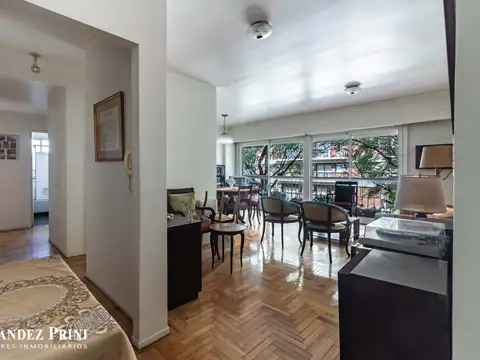 Semipiso 4 ambientes al frente en Palermo, con dependencia de servicio