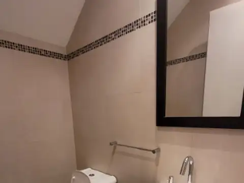 Casa en Alquiler en Centro, USD 1.800.000