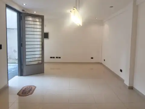 Triplex cuatro ambientes en Alquiler en Quilmes Centro