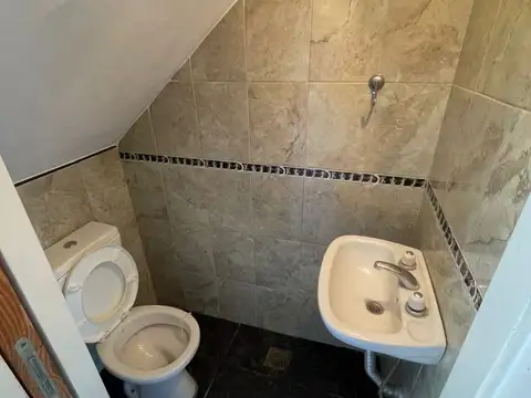 Casa 3 ambientes con 2 baños