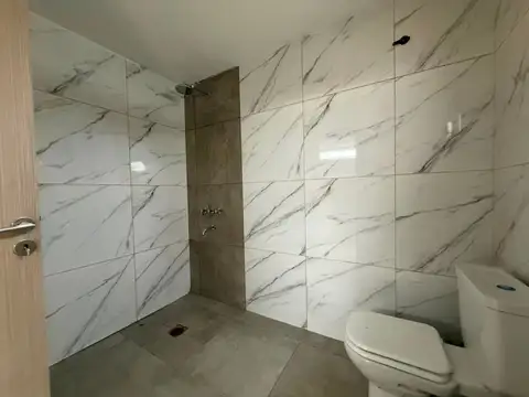 CASA DUPLEX 2 DORM. 2 BAÑOS DOCTA / NOBU