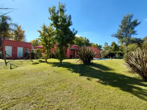 VENTA CASA 6 DORMITORIOS LOMAS D FATIMA AP CREDIT