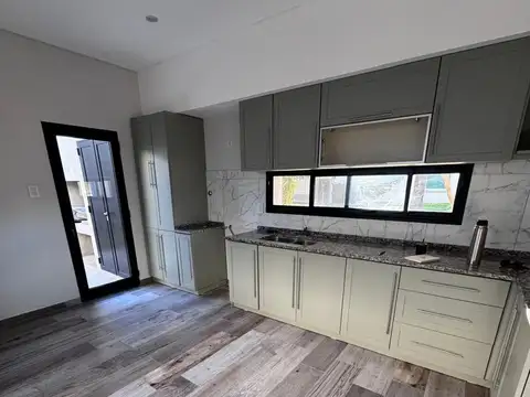 Casa en Venta en Esperanza, USD 140.000