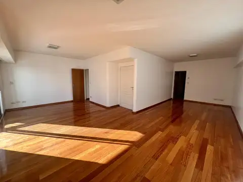 Departamento en Venta de 5 ambientes
