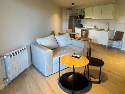 Departamento en Alquiler en Refinerias, USD 470