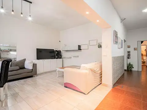 Depto Tipo Casa en Venta de 4 dormitorios