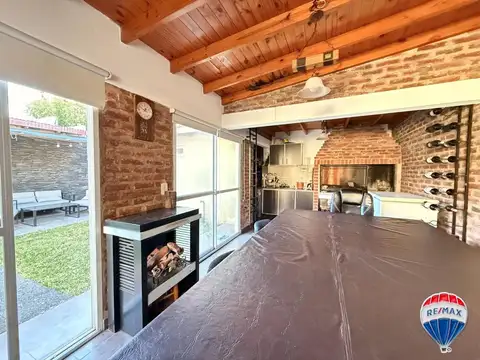 CASA VENTA QUILMES, PILETA QUINCHO y Depto oficina