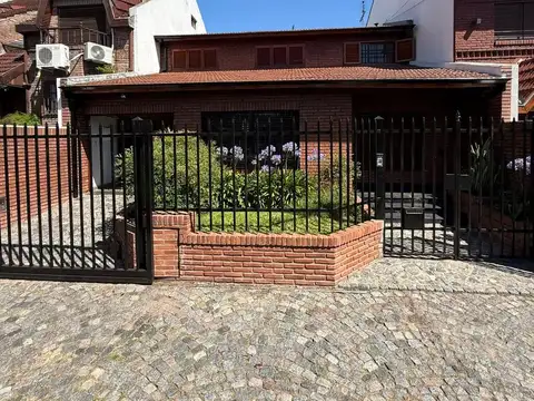 Alquiler Casa chalet 5 ambientes jardin garage