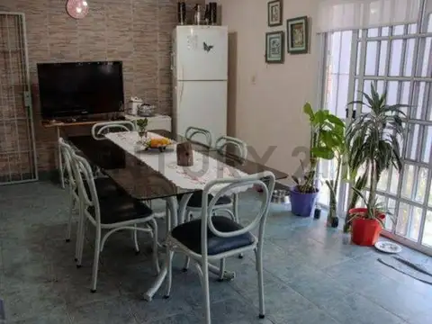 El Ceibo 400, Piso 0