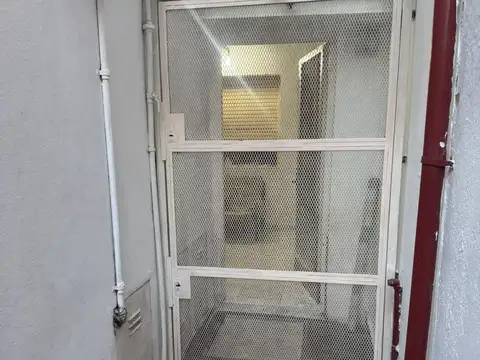 PH DOS DORMITORIOS PATIO TECHADO VENTA RAMOS MEJIA