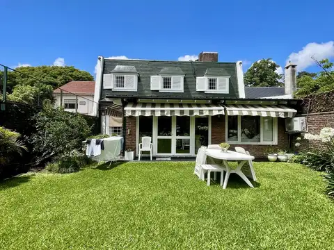 VENTA CASA DE 6 AMBIENTES EN FLORIDA MITRE