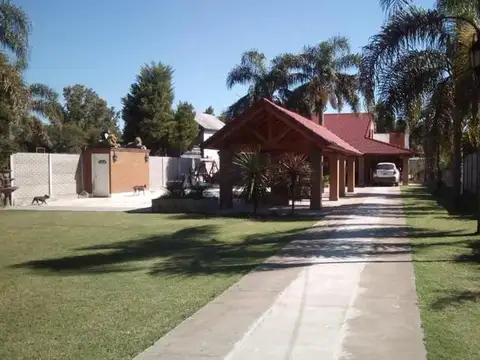 Los inmigrantes  2400