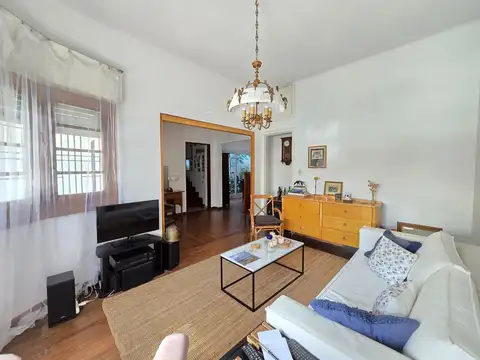 Chalet en Venta en Villa Sarmiento