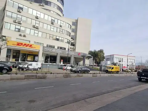 Cochera en Venta con acceso Ascensor