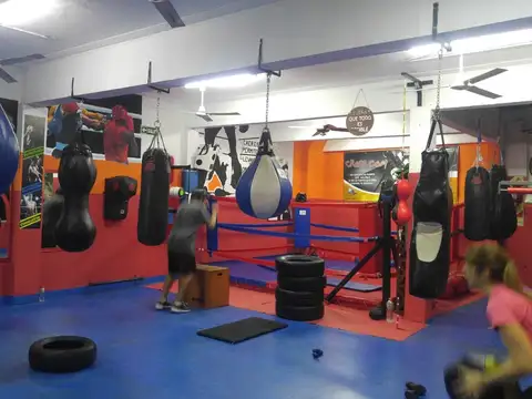 Local en Venta en San Antonio De Padua, USD 220.000