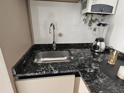 Departamento en venta 3 ambientes con balcón y DVH - Plaza Mitre