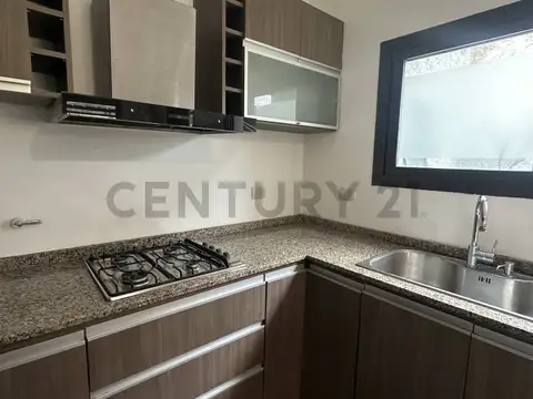 Hermosa Casa con PILETA en Barrio Cerrado Villa Catalina