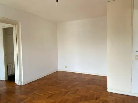 Senillosa y Av. Rivadavia