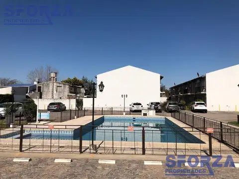 Depto Tipo Casa en Venta de 3 ambientes