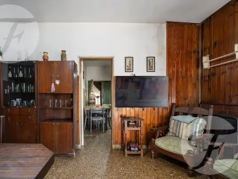 Casa 4 ambientes con 1 baño