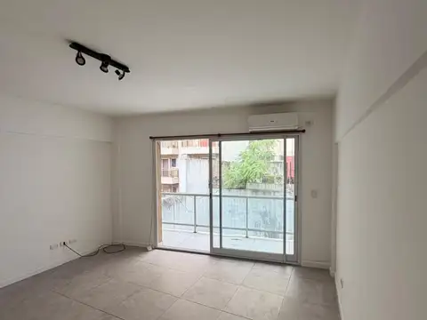 Departamento - Alquiler - Argentina, Capital Federal - LARREA 788