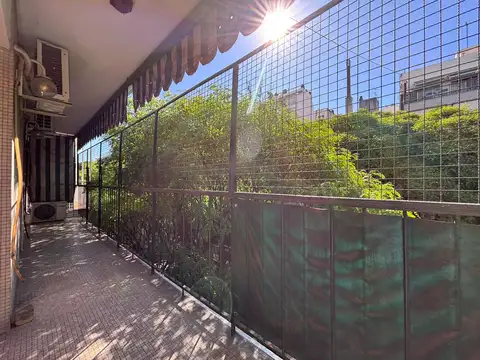 4 AMB FTE + DEP C/BALCON - PISO COMPLETO