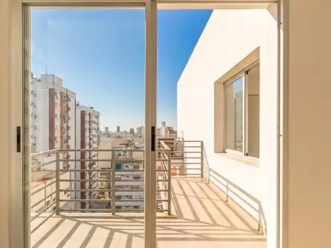 Alberdi 2200 , Piso 13
