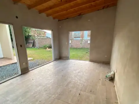 Casa en Venta en Morón, USD 205.000