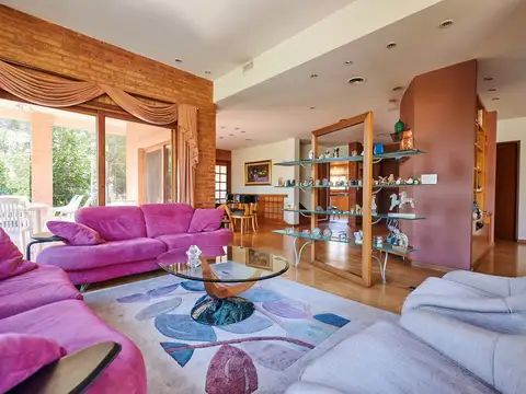 Venta Casa 5 ambientes en Club de Campo Hacoaj Tigre