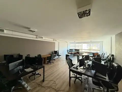 ALQUILER OFICINA 125Mts - Piso alto con Cochera - Edificio Liberateur - Belgrano