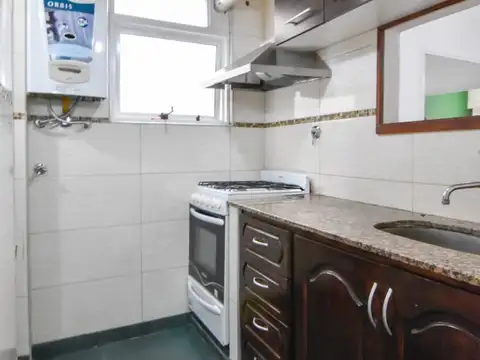 Departamento 2 ambientes a la calle - Garay y Arenales