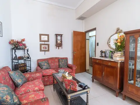 CASA EN VENTA 4 DORMITORIOS BARRIO MARTIN