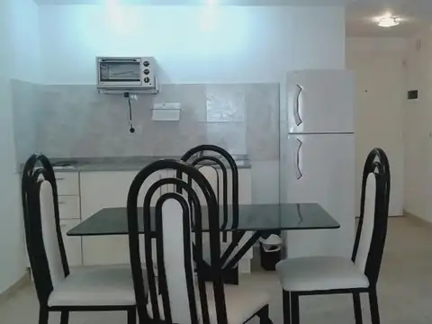 Monoambiente frente balcon