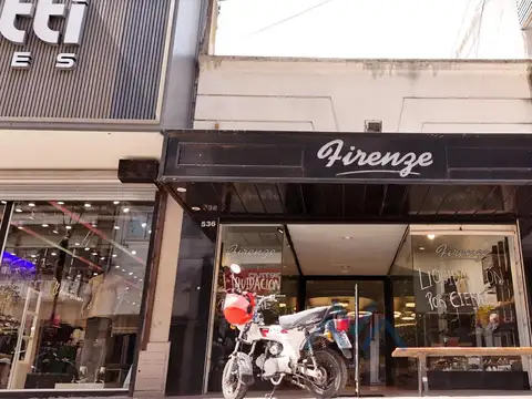Local en Alquiler en Centro, USD 4.900