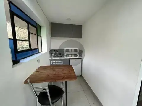 Casa 2 ambientes con 1 baño