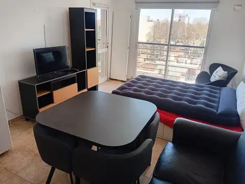 Alquiler - Monoambiente Amoblado con Balcón – Lavalle 683, 6° Piso