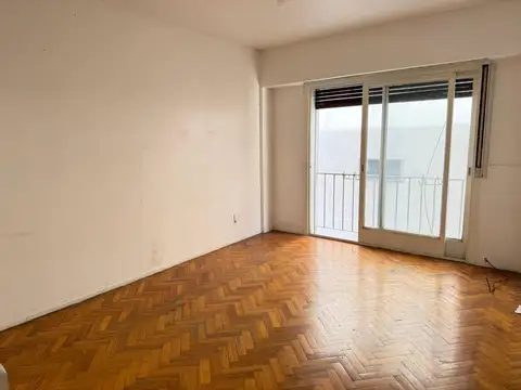 QUESADA 2400, Piso 6