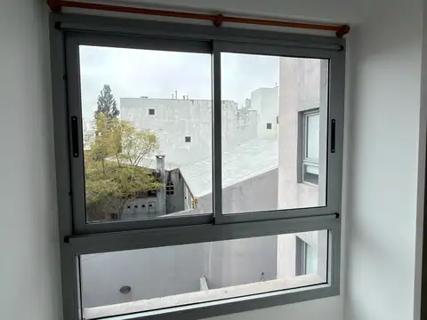Departamento en Alquiler en Alto Alberdi, $ 530.000