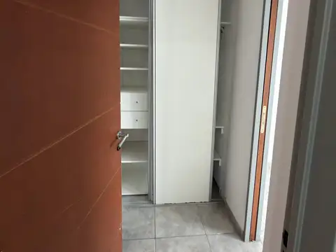 Departamento en Alquiler en Alto Alberdi, $ 570.000