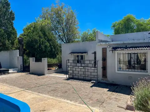 Casa en Venta con 1 cochera