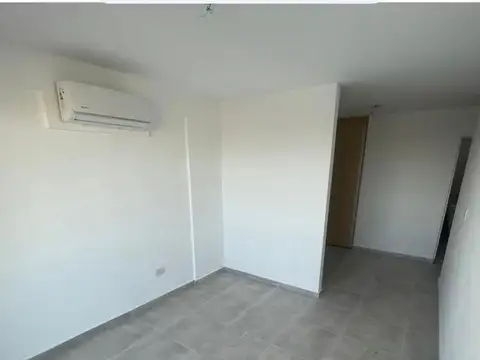 Avenida America 300, Piso 7°