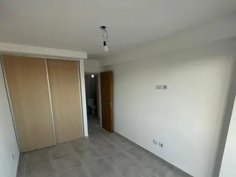 Departamento de 3 ambientes con cochera