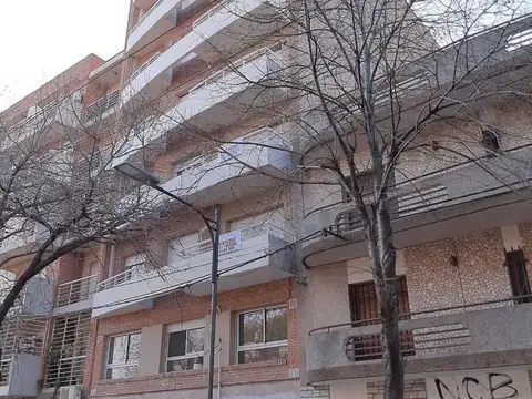 Cerrito 100 - Piso 5º Dpto D