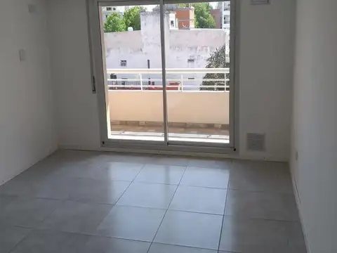 Alquiler - Departamento Monoambiente - Rep.De La Sexta