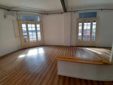 Oficina en Alquiler en Recoleta, $ 2.400.000