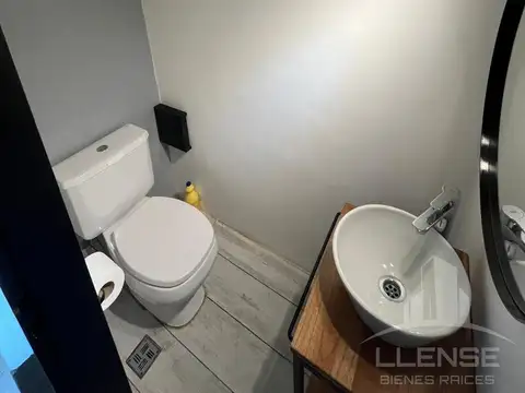 Depto Tipo Casa en Venta con 1 cocheras