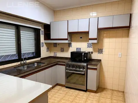 Depto Tipo Casa Monoambiente con 1 baño