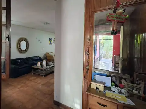 VENTA CASA 3 DORMITORIOS - 2 BAÑOS - CARRODILLA